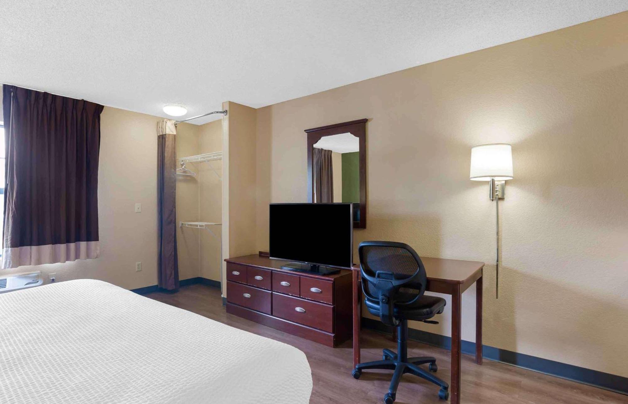 Extended Stay America Suites - Edison - Raritan Center Eksteriør billede